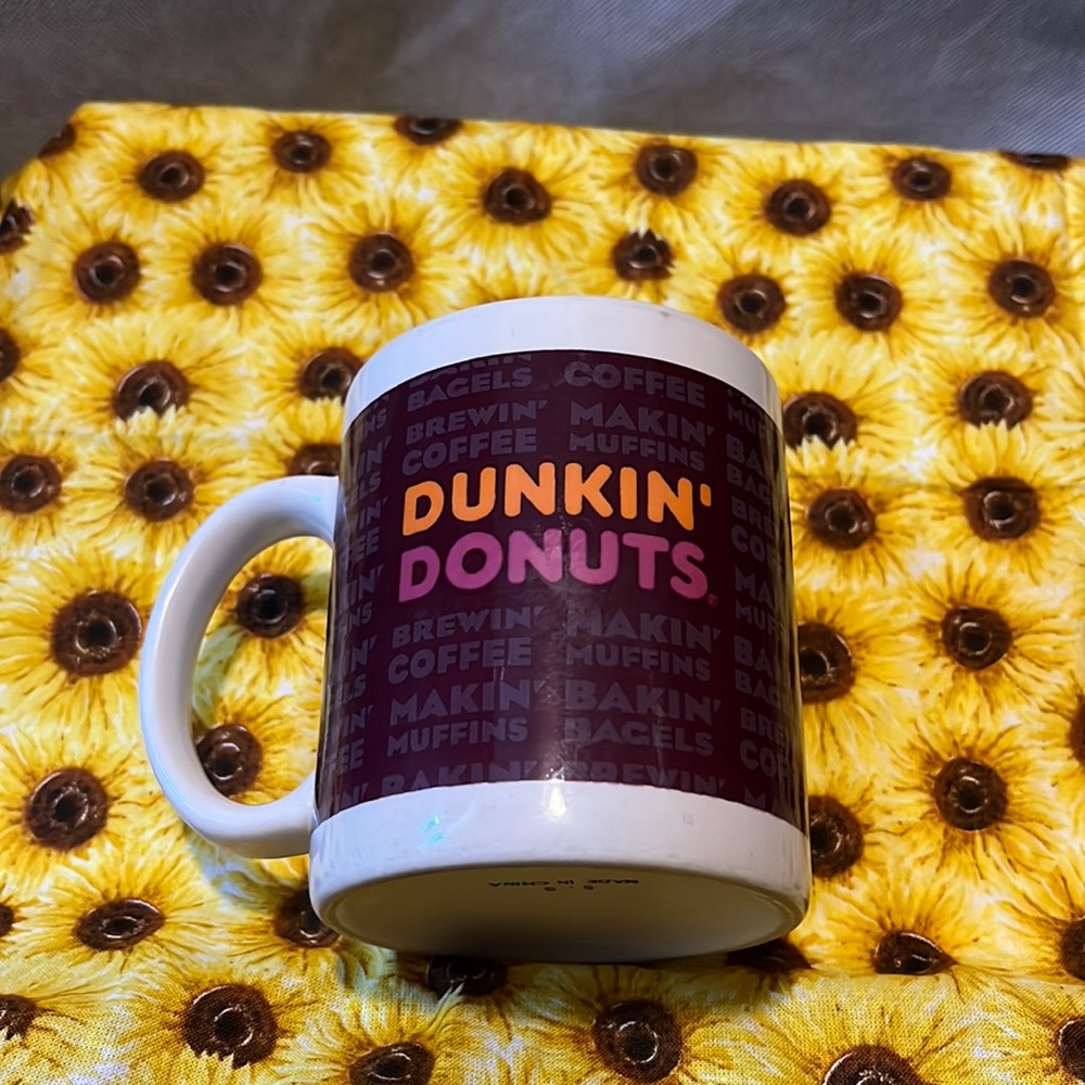Dunkin’ Donuts coffee mug